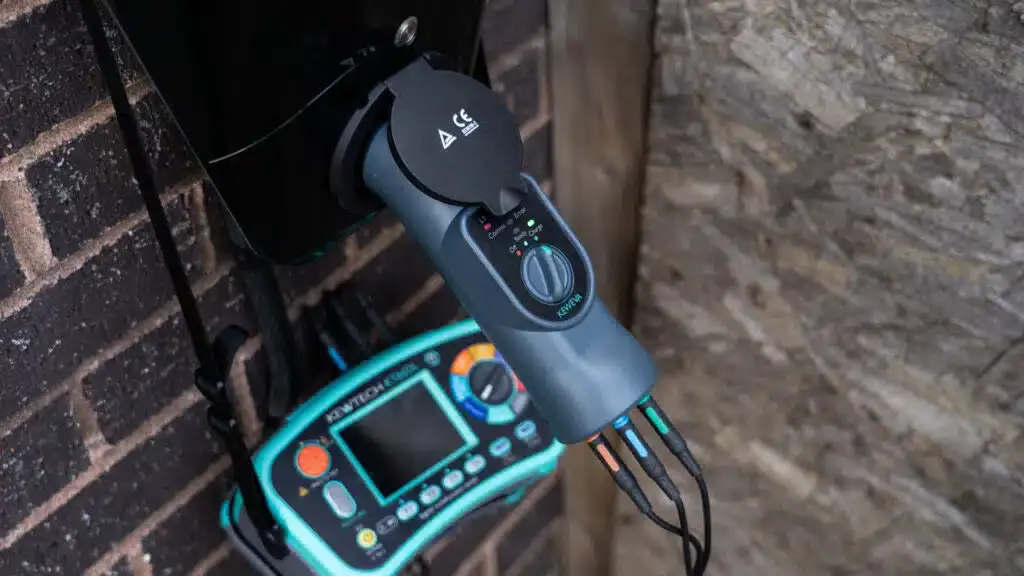 Electrician testing an EV charging point with the KEWEVA and KT66DL